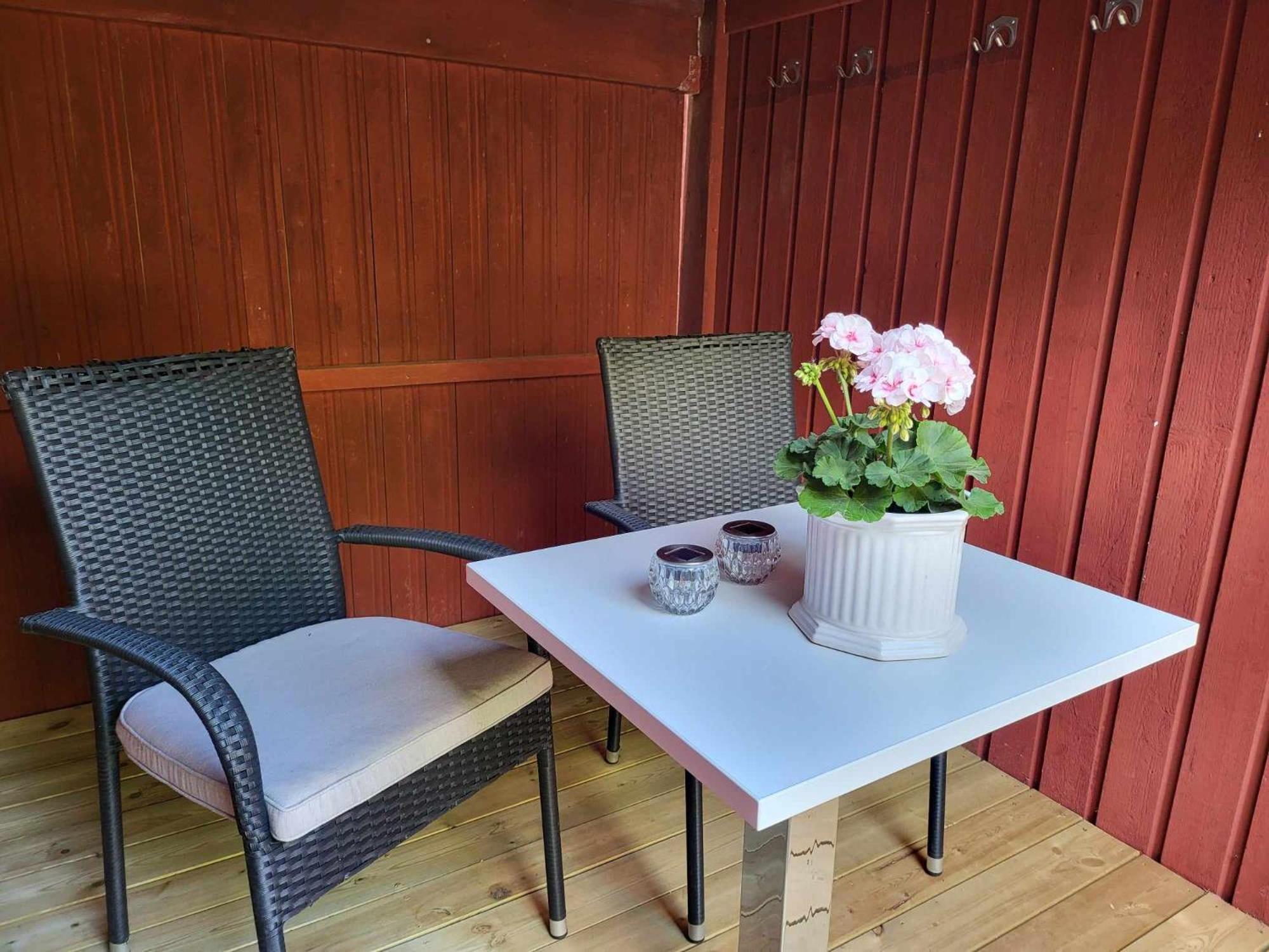 Minihus Med Stor Traedgardstomt Naera Golf Och Hav Villa Троса Екстериор снимка