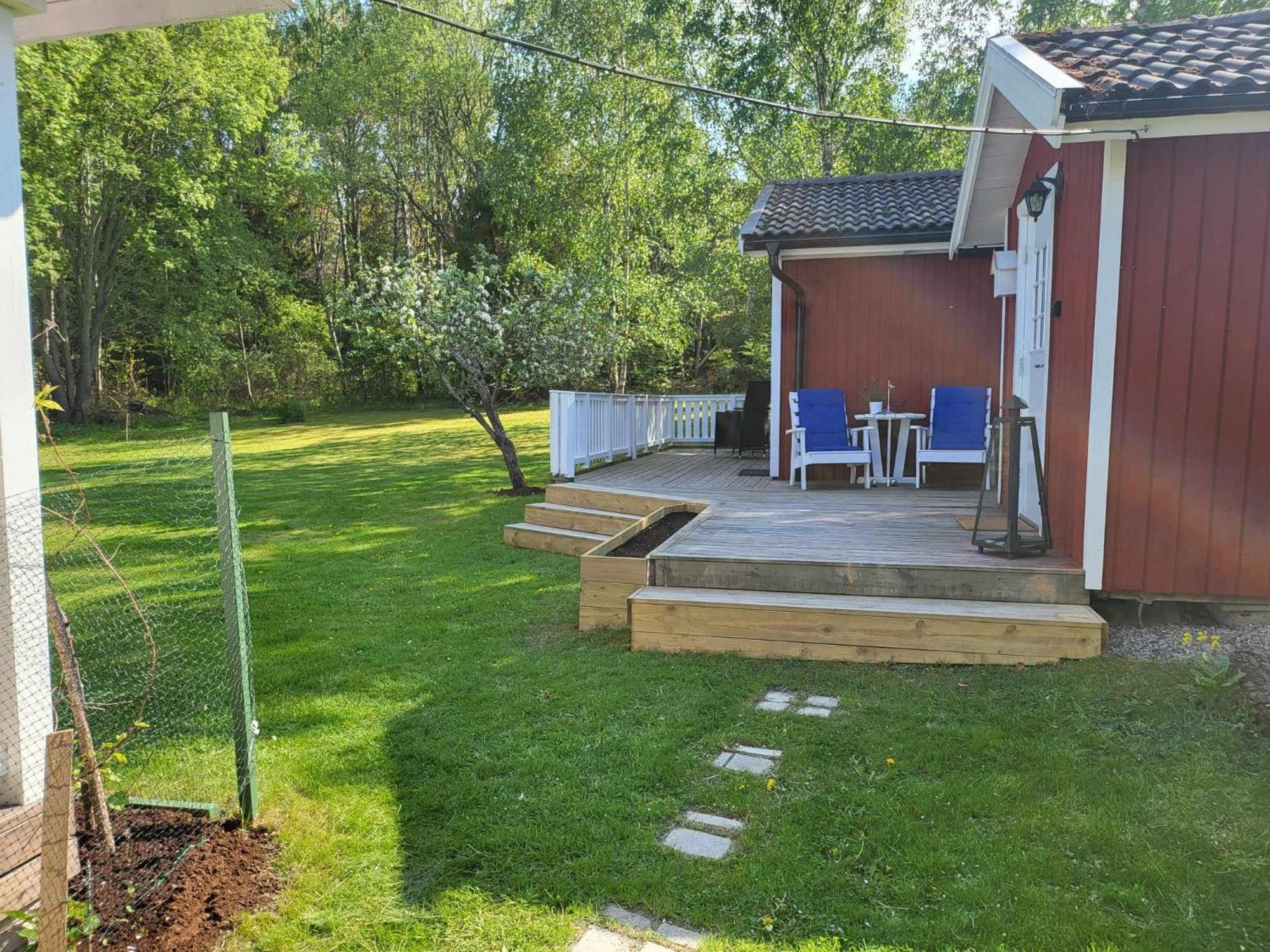 Minihus Med Stor Traedgardstomt Naera Golf Och Hav Villa Троса Екстериор снимка